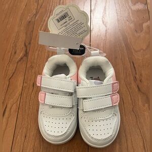 NWT Stepping Stones First Steps Sz 4 (6-12mos) Kids Pink White Velcro Sneakers